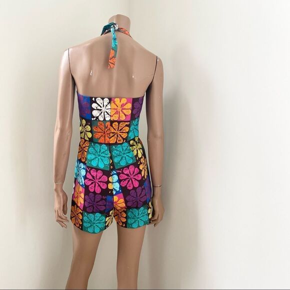 NEW Trina Turk Flower Print Tie Back Romper 6 - Picture 6 of 9